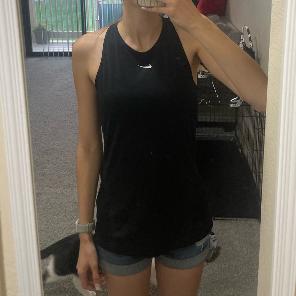 Nike Black Sleeveless Athletic Tank Top